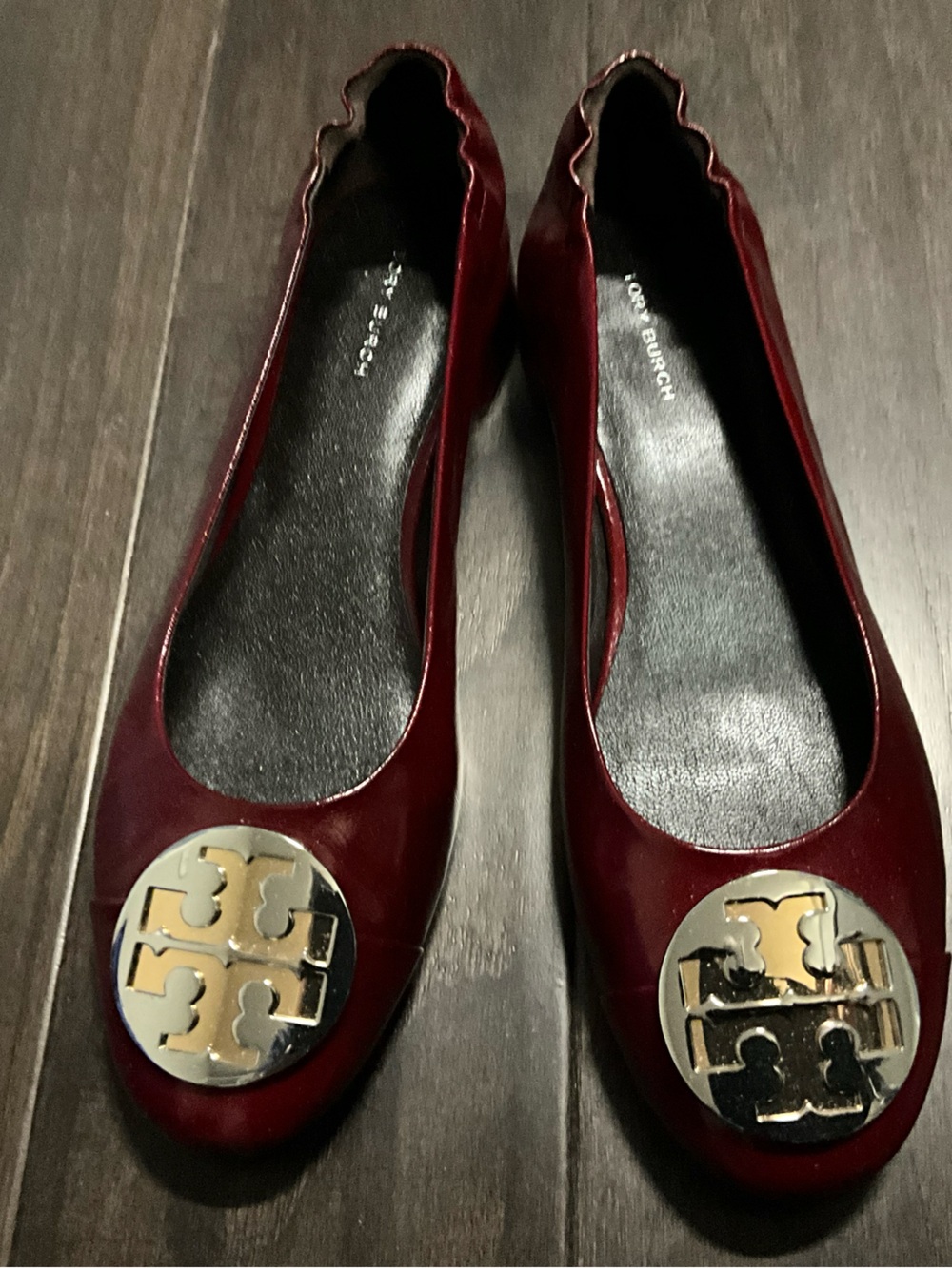 Tory Burch Dark Red Patent Claire Leather Logo Round-Toe Block Heels Size 10